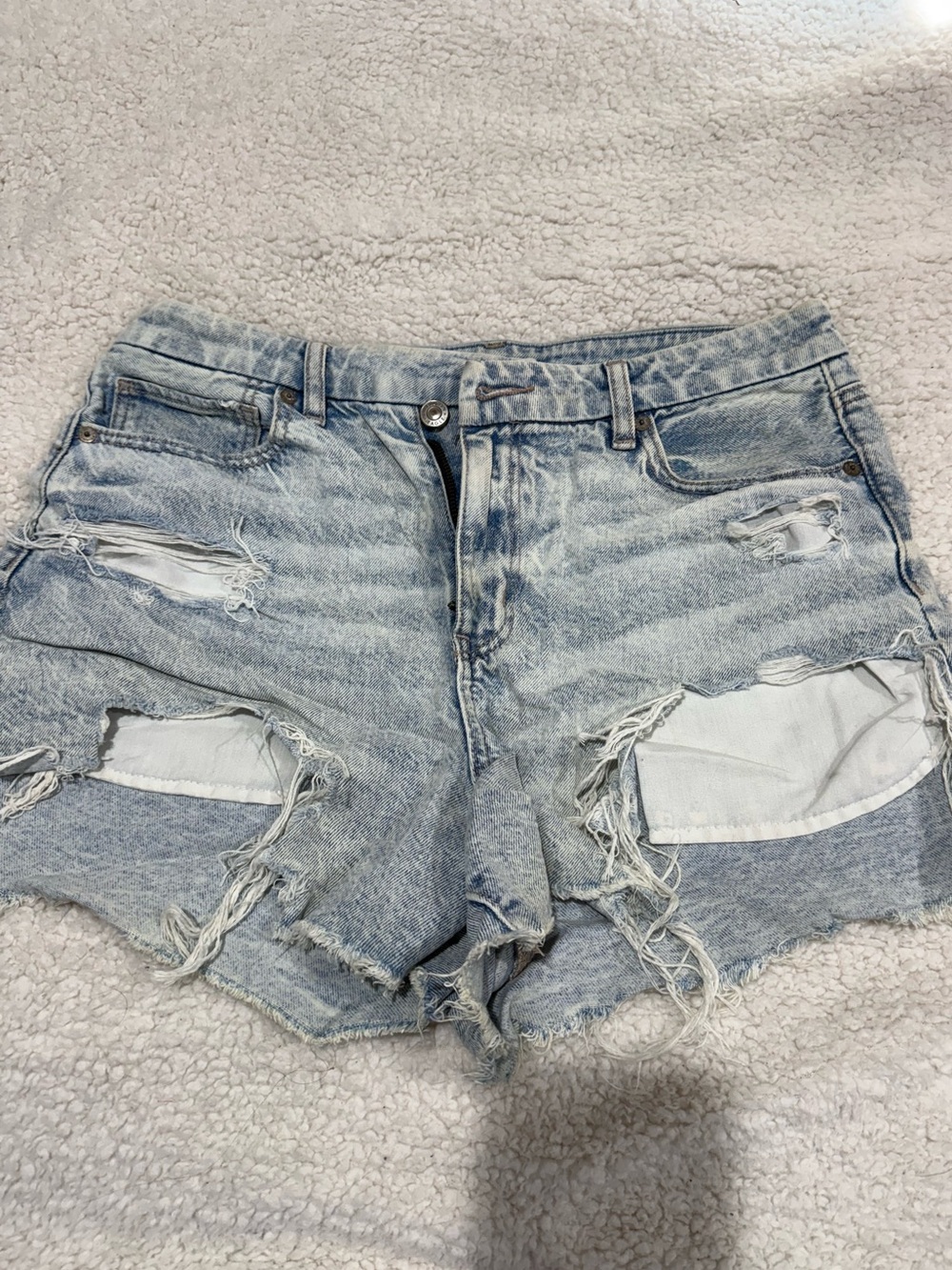 American Eagle Distressed Women’s Denim Shorts